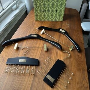 Gucci Hangers set - Made to Measure